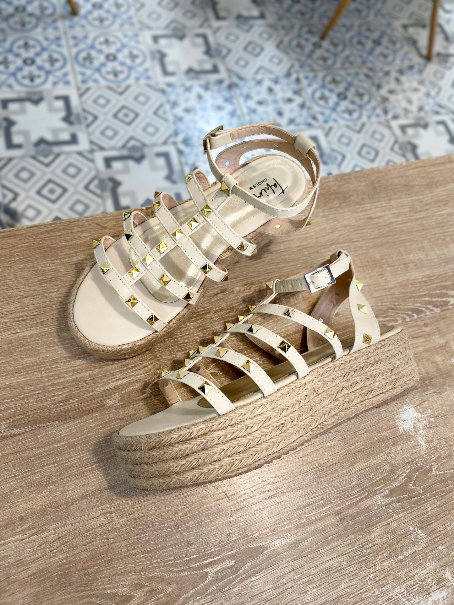 Sandalia Camina Bella - OrtoMax [Tecnología ortopédica]